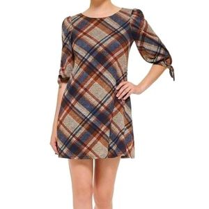 Jessica Howard Dress